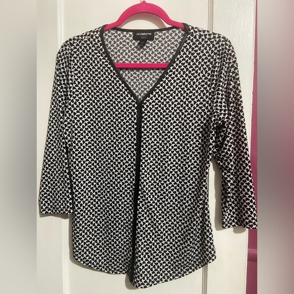 Liz Claiborne Black and White 3/4 sleeve Petite M